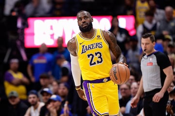 LeBron James habla sobre las contrataciones fallidas de los Lakers